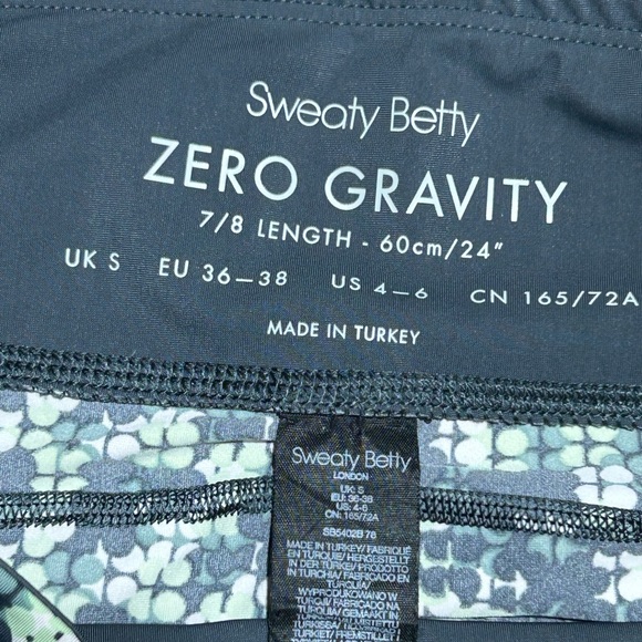 Sweaty Betty Zero Gravity 7/8 Length Legging Size S 4/6 Green Geometric Pocket - Picture 3 of 6